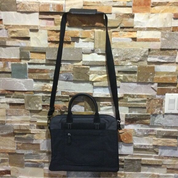 TED BAKER London Laptop Holder - Picture 3 of 9